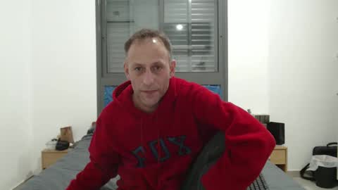 Snapshot of g10303 chatting on January 30, 12:29 am g103031910303 online show from January 30, 12:29 am