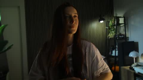 Snapshot of g_ia chatting on April 9, 6:35 pm G online show from April 9, 6:35 pm