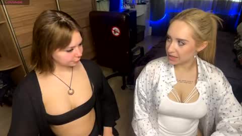 gaba_hard_ online show from May 12, 1:41 pm