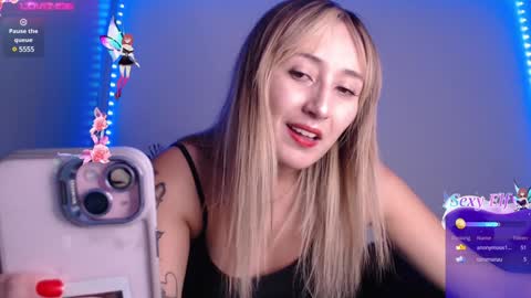 Snapshot of gabb_rioss chatting on January 2, 12:02 am Gabriela online show from January 2, 12:02 am