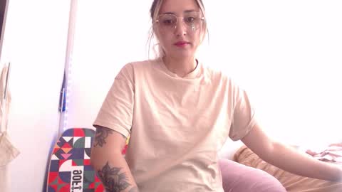 Gabriela online show from December 16, 5:18 pm