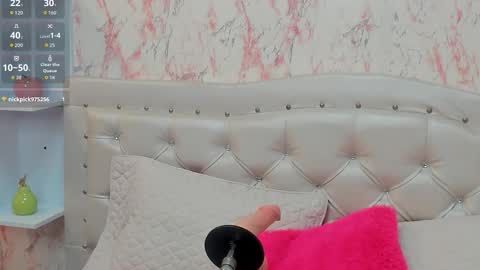 gabbieskinny online show from November 15, 3:52 pm