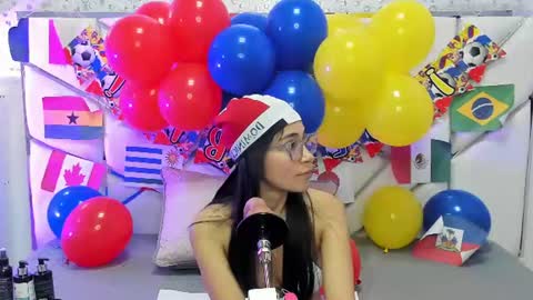 gabbieskinny online show from June 23, 11:52 am