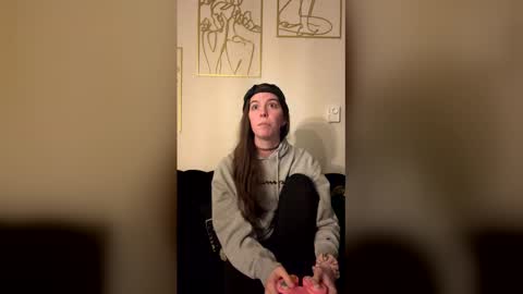 Snapshot of gabbivtate chatting on March 20, 2:27 am Gabbi Von Tate online show from March 20, 2:27 am