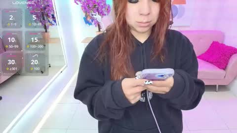 gabby_evanns online show from November 19, 12:05 pm