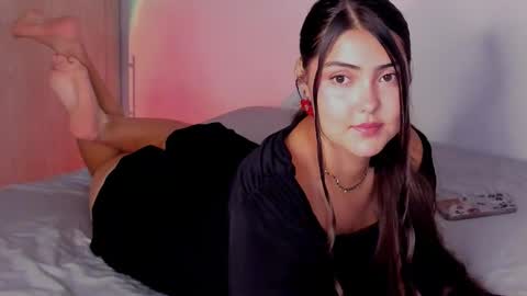 gabbyfoox online show from May 17, 2:20 am