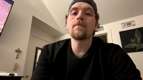 Snapshot of gabed72 chatting on February 15, 5:26 am Gabe online show from February 15, 5:26 am