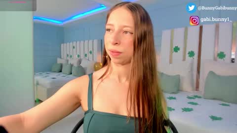 Snapshot of gabi_bunny chatting on March 17, 5:38 pm Gabi online show from March 17, 5:38 pm