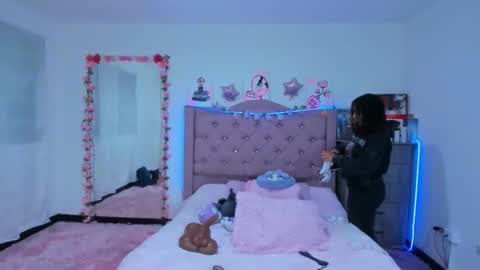 gabi_jhons_23 online show from September 20, 11:11 am