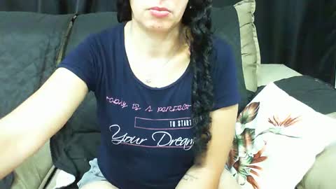 Snapshot of gabibrasil chatting on December 11, 8:50 pm gaby layla online show from December 11, 8:50 pm