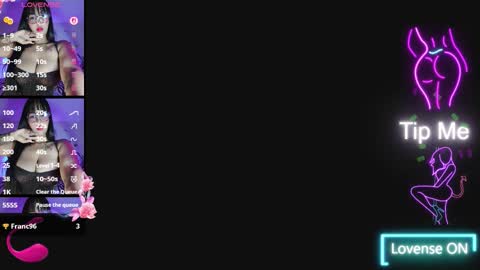 Snapshot of gabiliciouscb chatting on March 11, 10:10 am Gabi online show from March 11, 10:10 am