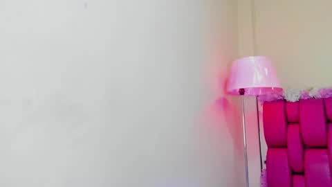 Snapshot of gabrielaa_01 chatting on February 1, 5:58 pm Gaby Im on vacation see you on November 25 online show from February 1, 5:58 pm