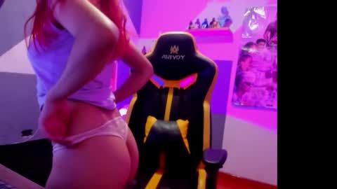 Snapshot of gabrielaa_castro chatting on December 3, 11:47 pm gabi online show from December 3, 11:47 pm