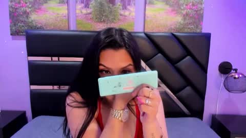 gabrielabotero online show from December 2, 8:15 pm