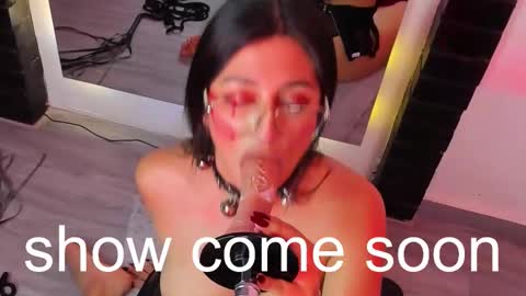 Snapshot of gabrielakassi chatting on November 1, 11:01 am Gabriela Kassi online show from November 1, 11:01 am