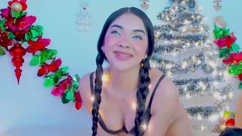 Gabriela Evans MS online show from December 12, 11:25 pm