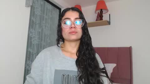 GabrielaRossa online show from December 27, 12:45 pm