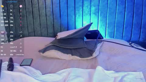 Snapshot of gabriell_ramirez_ chatting on October 24, 5:37 am gabriell_ramirez_ online show from October 24, 5:37 am