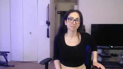 Snapshot of gabriellacruella chatting on February 19, 11:56 pm GabbyCruel online show from February 19, 11:56 pm