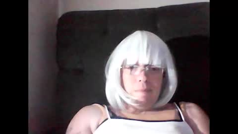 Gabrielle Desanta first time streaming EVER online show from December 27, 12:50 am