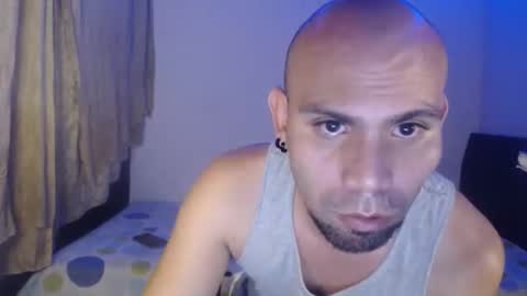 Snapshot of gabrielle_ramirez chatting on November 27, 5:53 am Gabriel online show from November 27, 5:53 am