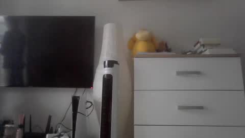 Snapshot of gabrys99 chatting on November 26, 10:49 am gabrys99 online show from November 26, 10:49 am