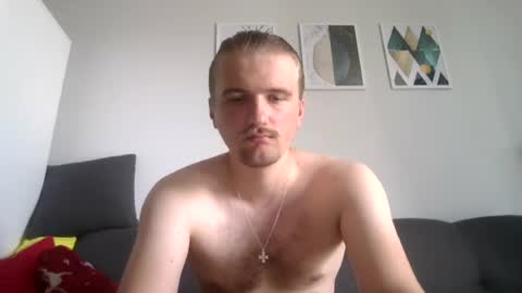 Snapshot of gabrys99 chatting on July 18, 9:46 am gabrys99 online show from July 18, 9:46 am