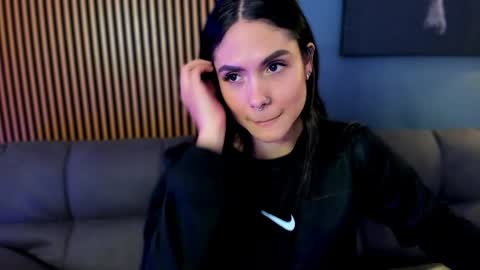 Snapshot of gaby__ferrer_ chatting on November 16, 5:29 pm GABY online show from November 16, 5:29 pm