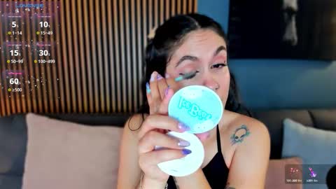 Snapshot of gaby__ferrer_ chatting on November 20, 3:01 pm GABY online show from November 20, 3:01 pm