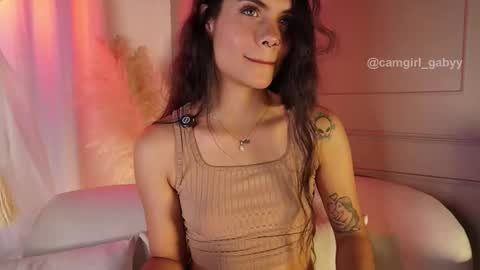 Snapshot of gaby__ferrer_ chatting on March 3, 4:02 pm GABY online show from March 3, 4:02 pm