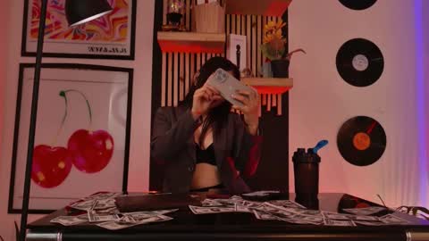 Gaby  online show from November 5, 2:17 pm