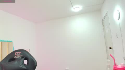 Snapshot of gaby_tay1 chatting on March 10, 3:01 am Gaby online show from March 10, 3:01 am