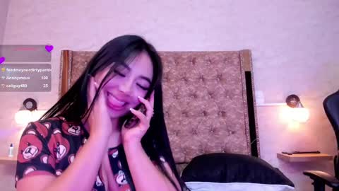Snapshot of gabydesire chatting on February 23, 7:33 am GABY DESIRE online show from February 23, 7:33 am