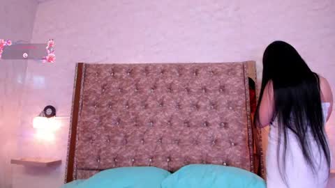 Snapshot of gabydesire chatting on March 3, 12:37 am GABY DESIRE online show from March 3, 12:37 am