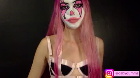 gabygumms online show from November 6, 6:09 pm