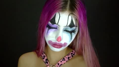 gabygumms online show from November 12, 6:19 pm