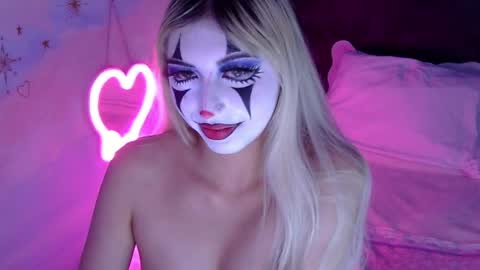 gabygumms online show from May 12, 1:19 pm