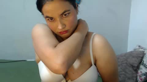 gabysot online show from July 22, 4:10 pm