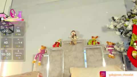 gabyyjones online show from December 17, 11:38 am