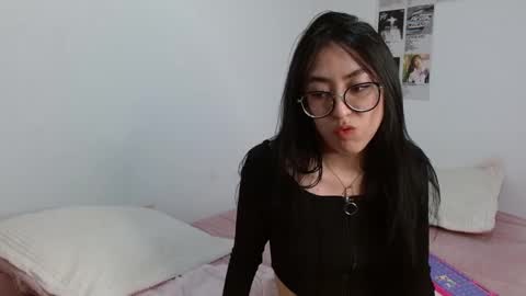 Snapshot of gabyyxoxo chatting on December 25, 10:28 am gabyyxoxo online show from December 25, 10:28 am