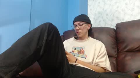 Snapshot of gadiel_sex chatting on February 12, 12:55 pm gadiel_sex online show from February 12, 12:55 pm