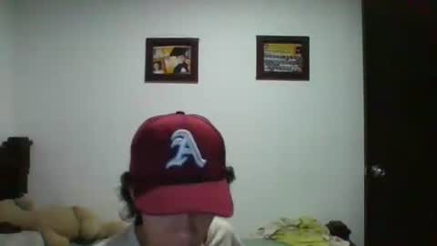 Snapshot of gadiel_sex chatting on February 19, 11:06 am gadiel_sex online show from February 19, 11:06 am