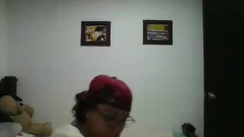 Snapshot of gadiel_sex chatting on February 19, 9:36 pm gadiel_sex online show from February 19, 9:36 pm