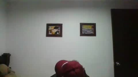 Snapshot of gadiel_sex chatting on February 28, 11:23 pm gadiel_sex online show from February 28, 11:23 pm