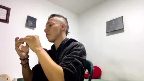 gadiel_sex online show from May 20, 11:05 am
