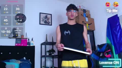 gael_jones online show from October 2, 2:51 am