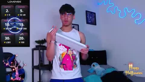 gael_jones online show from October 20, 4:02 am