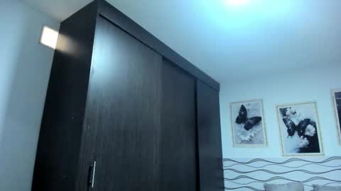 Snapshot of gael_saint chatting on March 28, 12:16 pm Gael online show from March 28, 12:16 pm