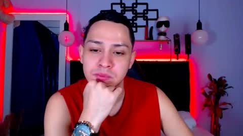 Snapshot of gaellittle chatting on February 9, 12:19 pm gaellittle online show from February 9, 12:19 pm