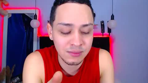 Snapshot of gaellittle chatting on February 14, 7:02 pm gaellittle online show from February 14, 7:02 pm